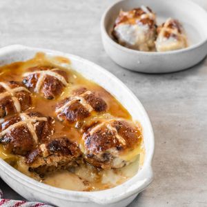 Buchta s horkým křížkem