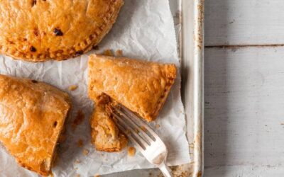 Sýrová cibule a křupavé bramborové těsto