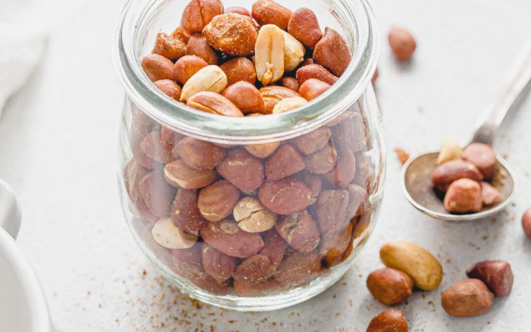 Pražené arašídy ve fritéze na vzduchu